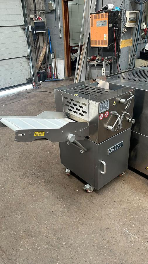 Usato 2017 Polin-Ostali croissant line with calibrator