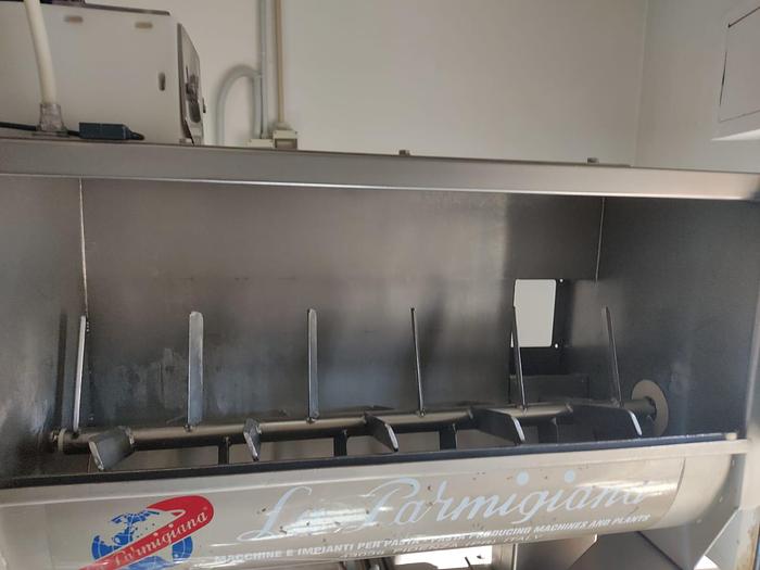 Usato 2015 La Parmigiana Complete Semi-Automatic pasta line