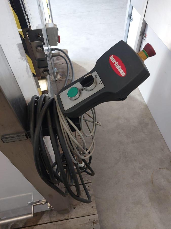 Usato 2011 Bertolaso Capping machine