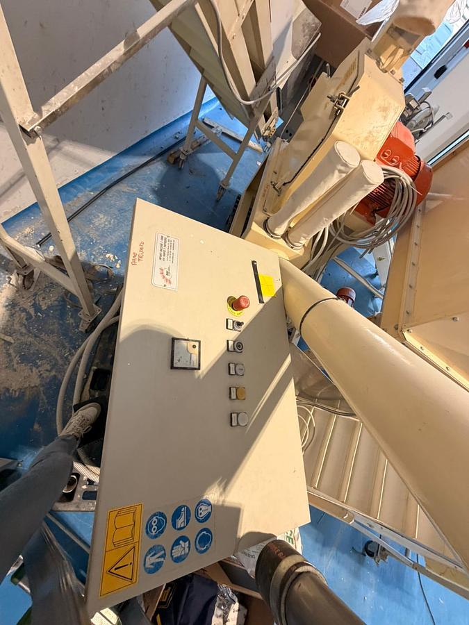 Usato Used Industrial Bread Grinding and Breadcrumb Production Line – MF Italy MEC25