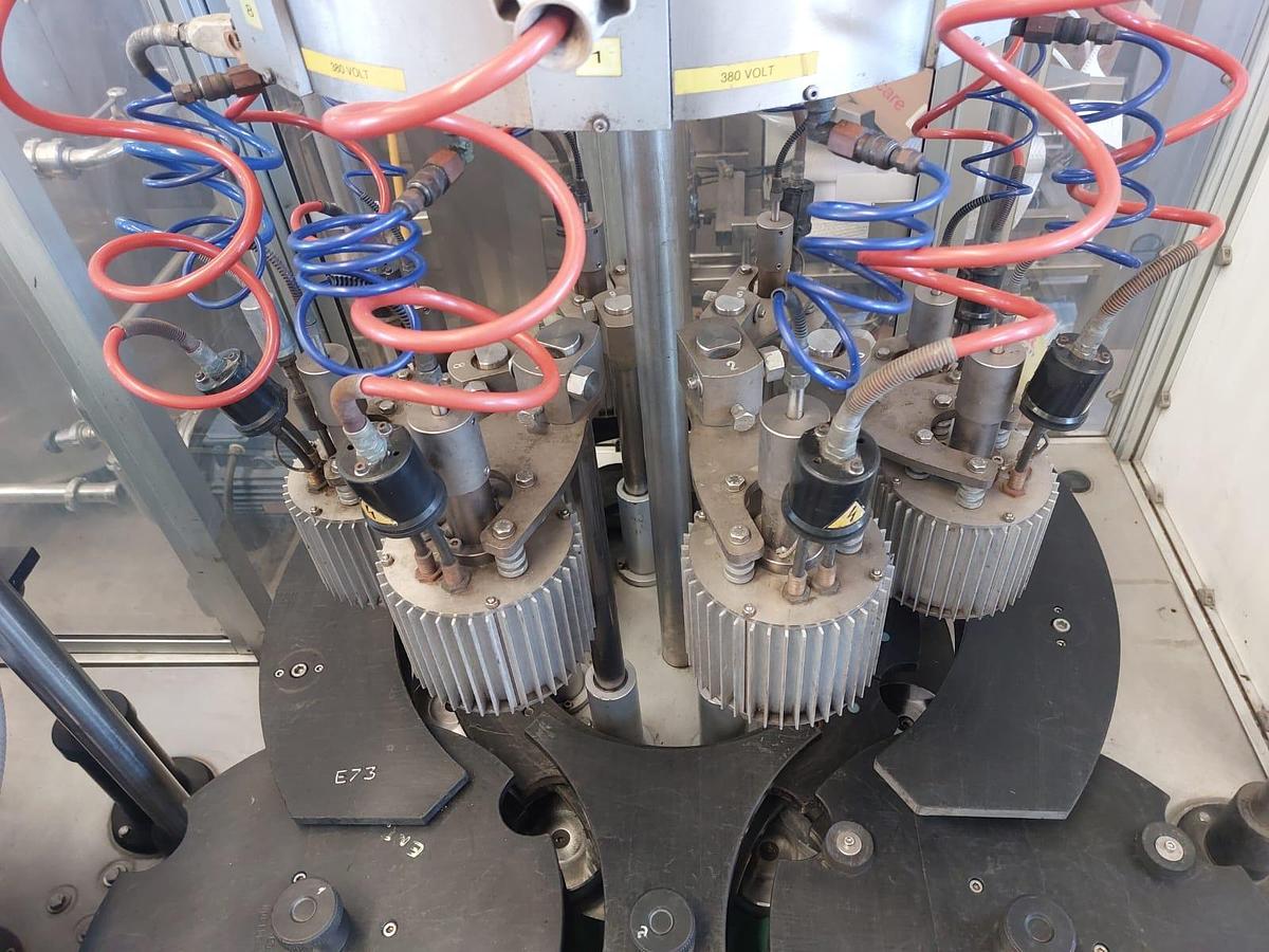 Usato 1999 Robino & Galandrino Thermal Capping machine