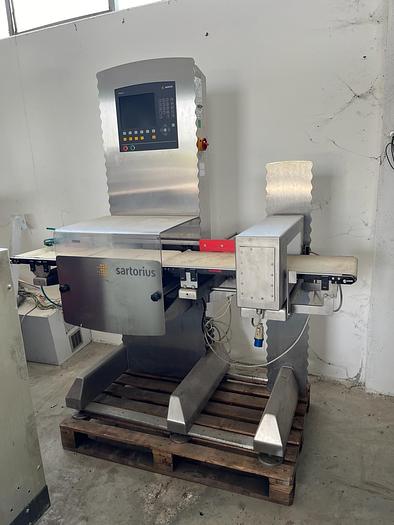 Usato 2008 Sartorius Weigher machine and metal detector