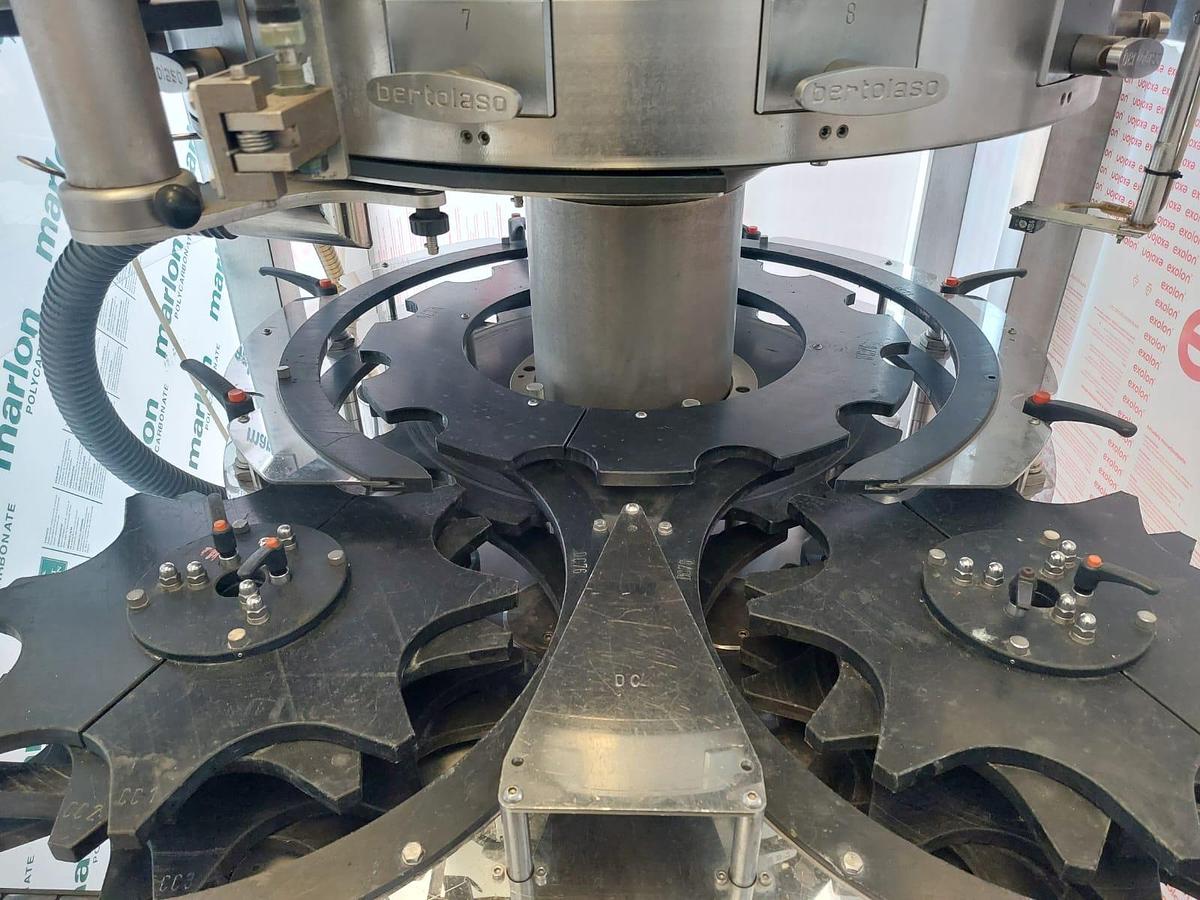 Usato 2011 Bertolaso Capping machine