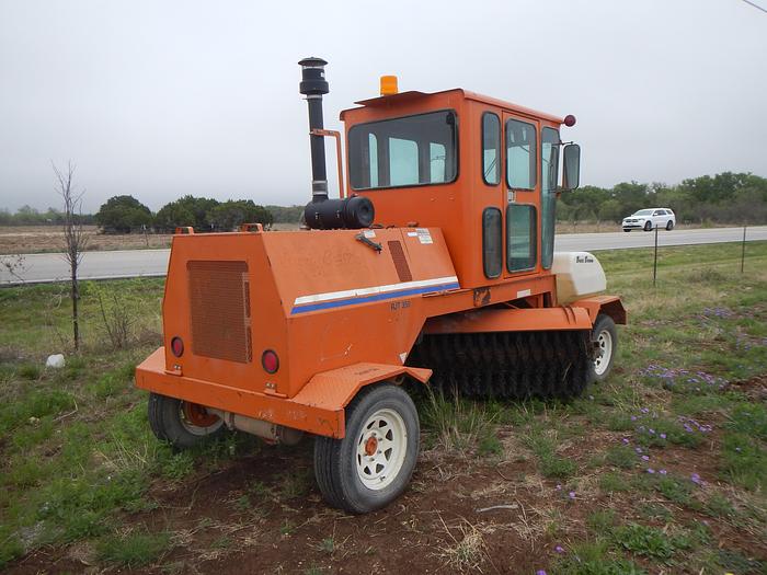 Used 2013 Broce Broom RJT350