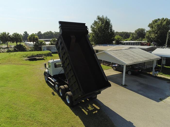 Used 2010 MACK GU 813