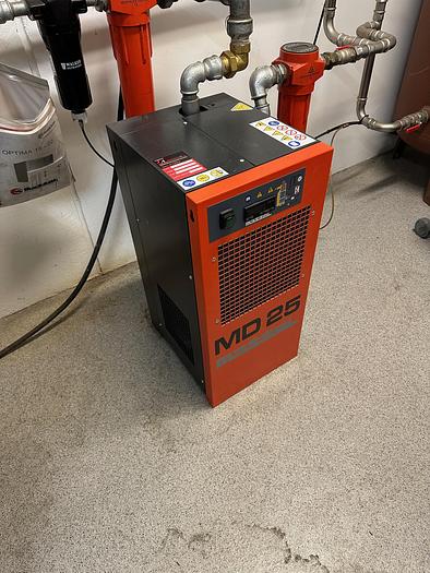 Used BRUGT SKRUEKOMPRESSOR FABRIKAT MATTEI, MODEL OPTIMA 15