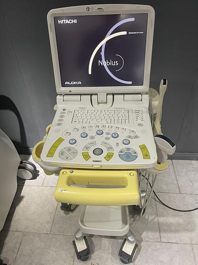 Gebraucht Hitachi/Aloka Noblus Ultraschallgerät auf Cart mit 2 Ultraschallsonden