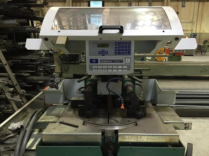 Usato Troncatrice PEDRAZZOLI TIPO HORIZON HB 425 SA