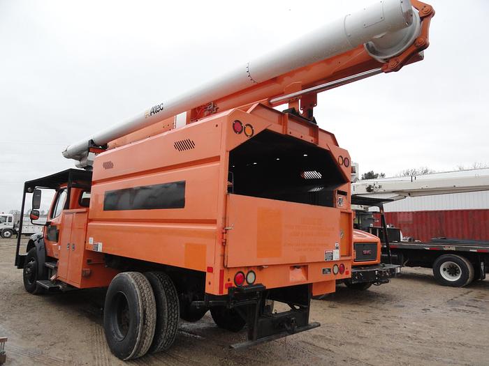 Used 2011 Freightliner / Altec BUSINESS CLASS M2 106 / LRV -55