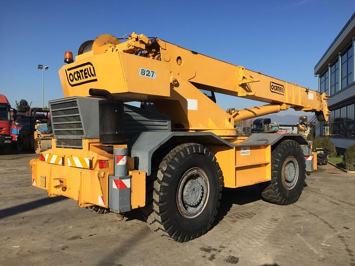 Usato 1984 LOCATELLI GRIL 827