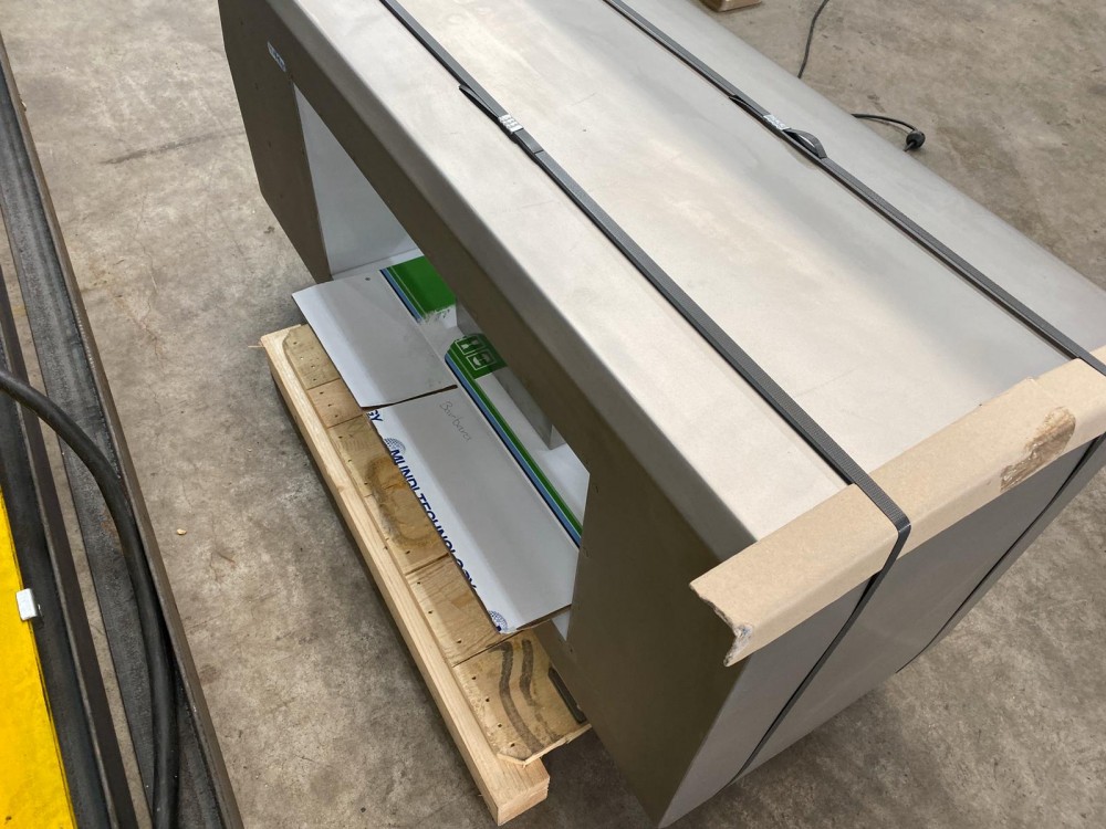 Used Ceia THS-21e metaldetector