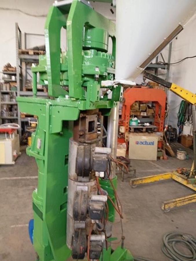Usato EM 1213- Estrusore Actual 50/20 verticale utilizzabile anche come coestrusore, motore in c/c 7 kw