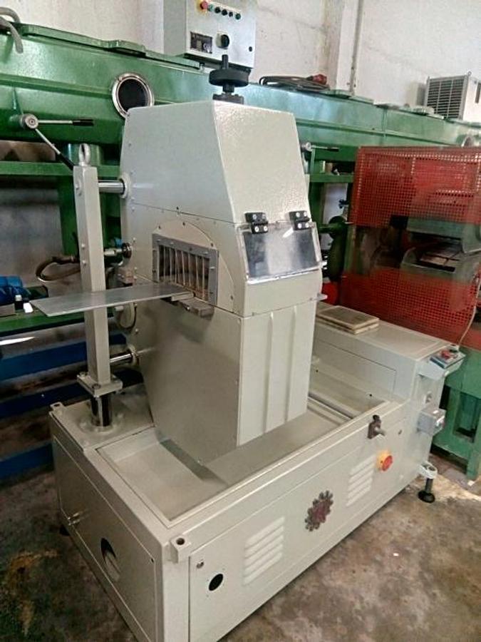 Usato IP3305 - Taglierina TPV per profili in PVC
