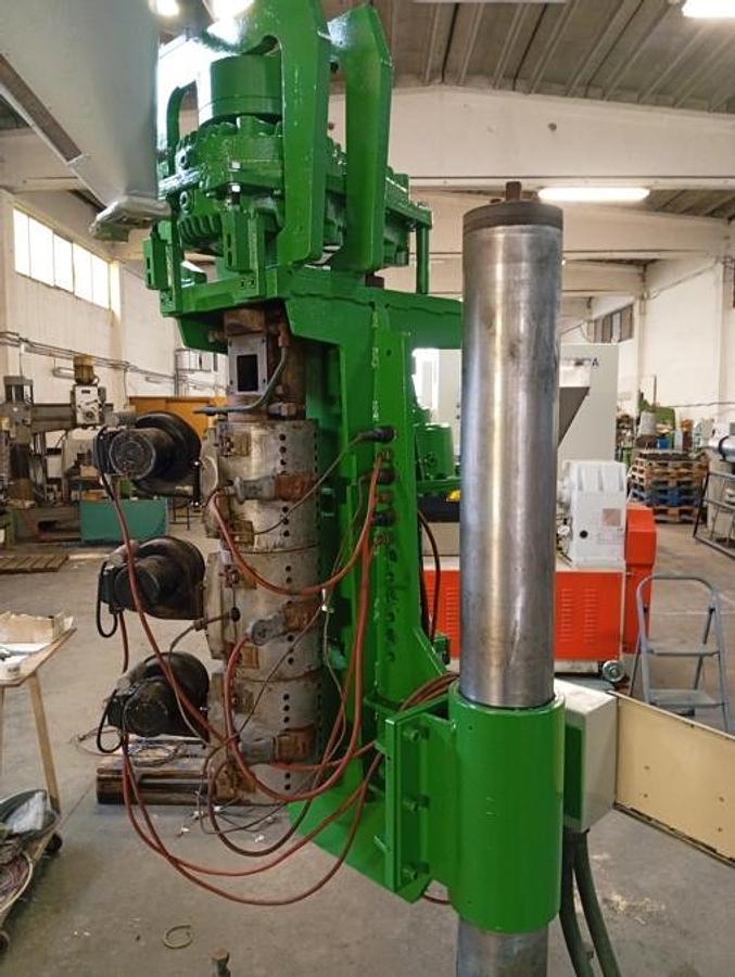 Usato EM 1213- Estrusore Actual 50/20 verticale utilizzabile anche come coestrusore, motore in c/c 7 kw