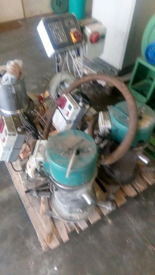 Usato M8213 - Alimentatori per tramoggia PIOVAN-CACCIA