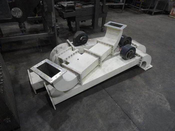 Used RAYTHEON RADAR LINE MICROWAVE w/Three Transmitters; Md#QMP1679