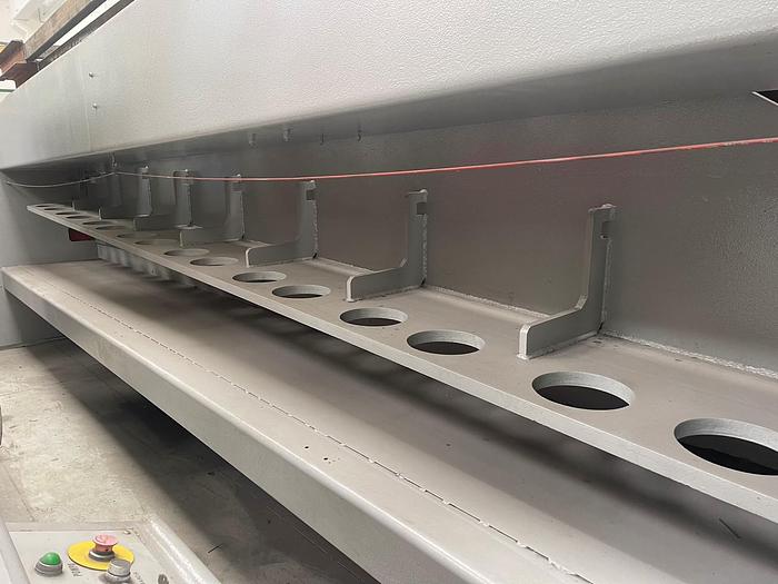 Usato CESOIA BL IDRAULICA 6050 PER RETI