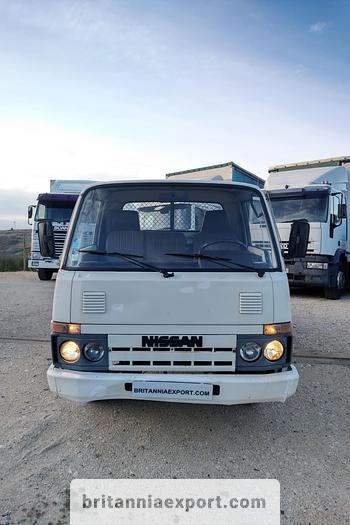 Used 1992 NISSAN Cabstar F22 TD25 pick up