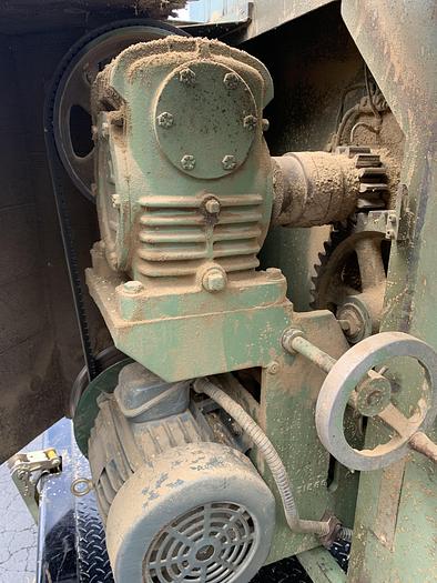 Used BUSS 44, 36" x 8" PLANER WITH HELICAL HEAD