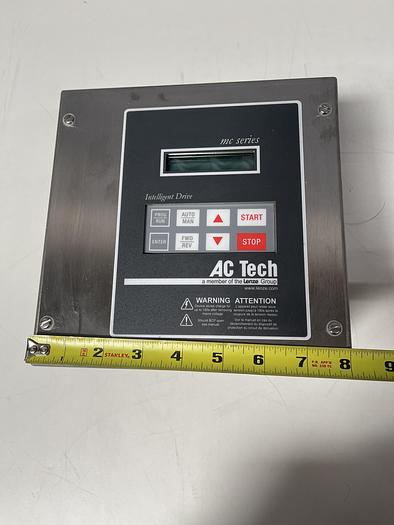 Lenze Ac Tech MC series M1110SE Ac Drive 1HP 0.75kW 120/240V