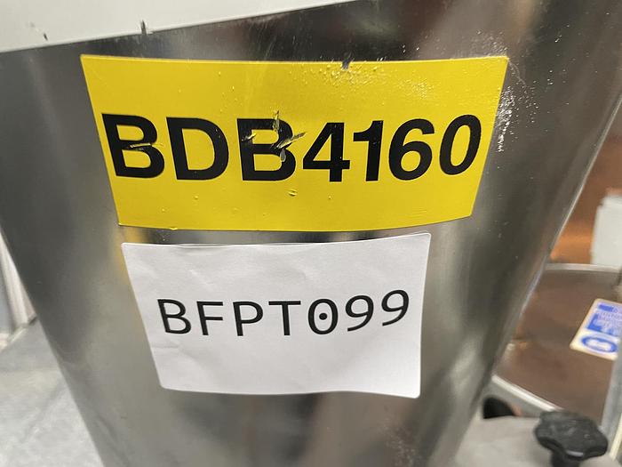 Used K-TRON K2G-L Screw Feeder System
