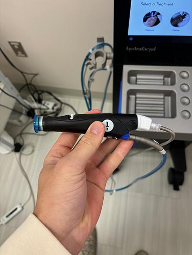 Used 2022 Edge Systems Hydrafacial Syndeo ~ Warranty ~ Excellent condition ~