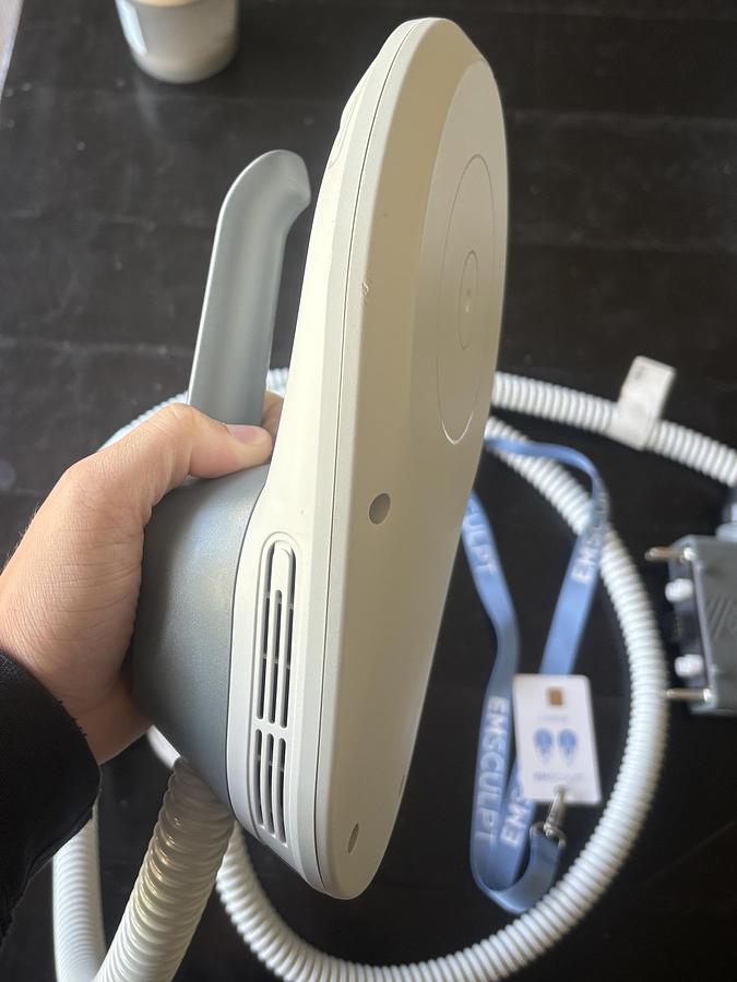 Used BTL Emsculpt Large set of Paddles + Chip card (1650 Minutes remaining)