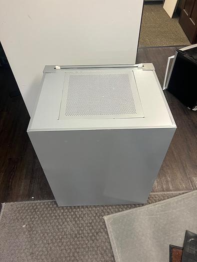 Used Care Joy Laminar Flow Hood Air Flow Vd-650 Model 200W Electron Biological Vertical