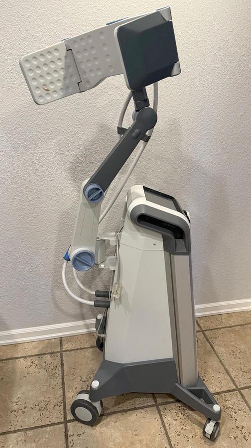 Used 2015  Vanquish ME(Maximum Energy) RF System w/ Abdomen and Thigh Applicator