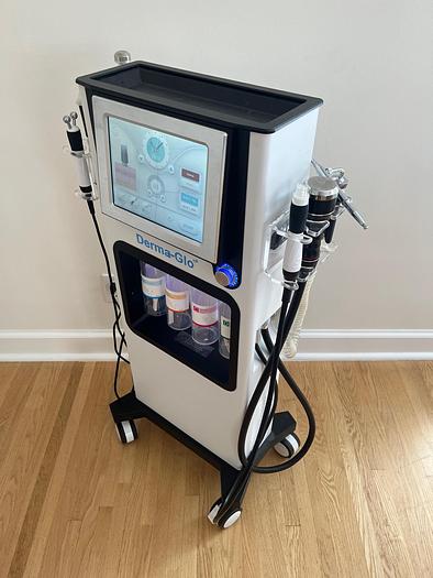 Used Derma-Glo 7 in 1 Alice Super Bubble Facial Hydra Machine