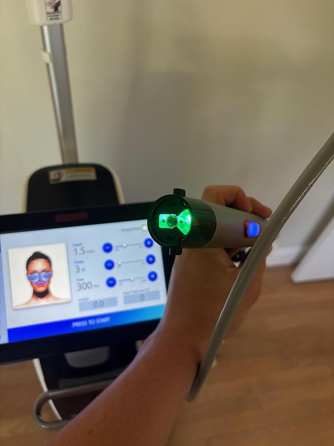 Used 2019 Lutronic Genius RF Microneedling W/ GeniusM HP ~ Very low shots ~ Warranty ~