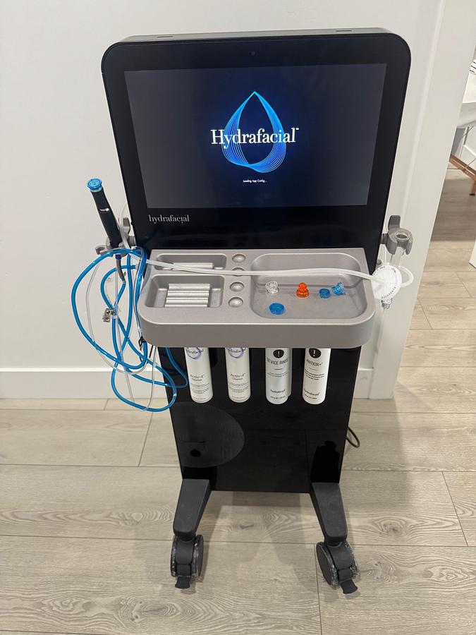 Used 2022 Hydrafacial Syndeo