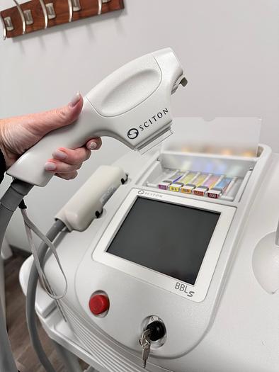 Used 2018 Sciton BBLs ~Vasular & Pigmented Lessions~ IPL ~ Forever Bare~ Warranty