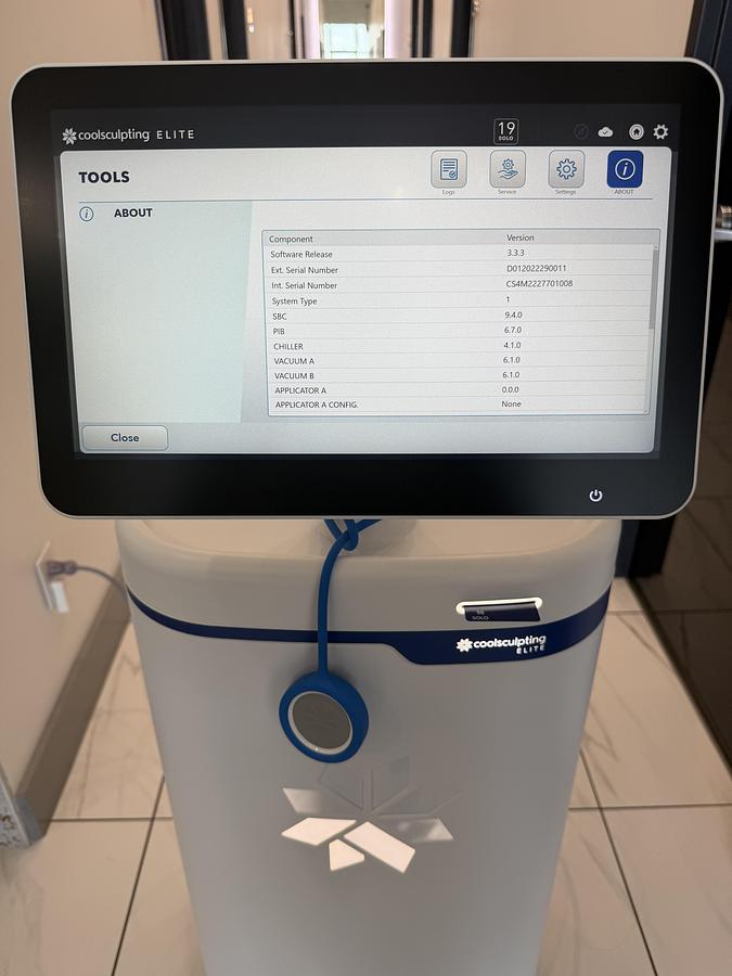 Used 2023 Zeltiq Aesthetics CoolSculpting Elite with 7 Applicators