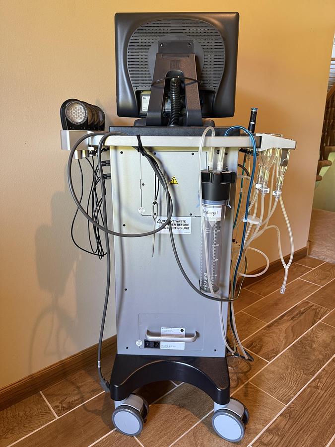Used 2021 Edge Systems Hydrafacial MD Elite