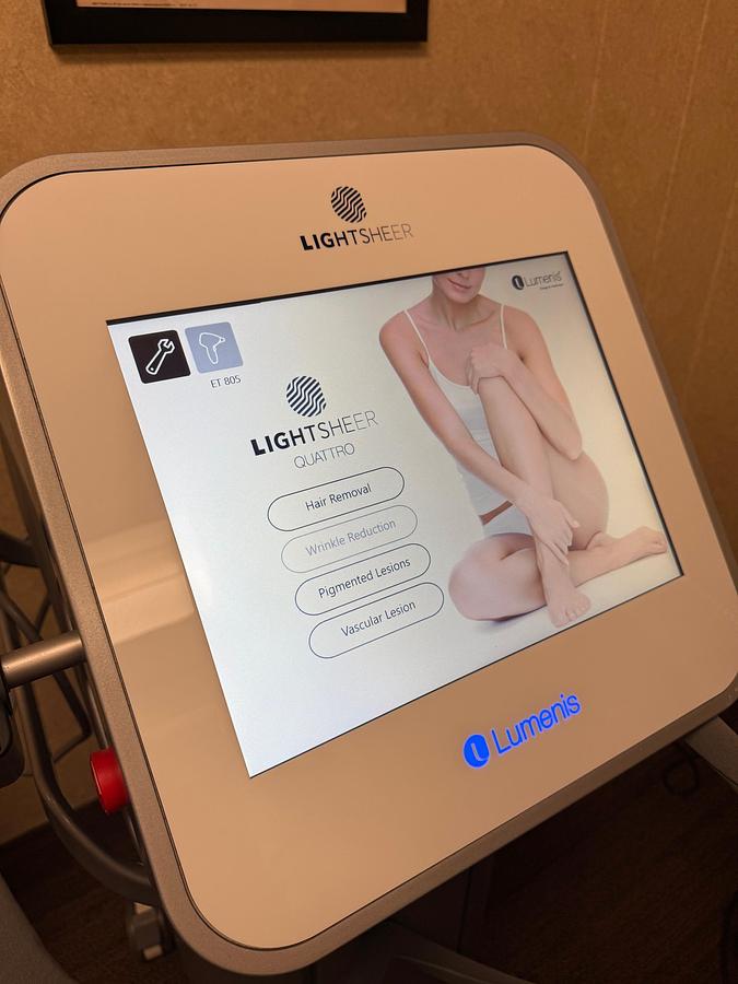 Used 2020 Lumenis Quattro with XC 805 and ET Hand Pieces, Hair removal, Pigmented Lesions, Vascular lesions