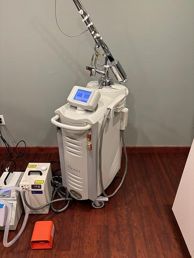 Used Sciton Profile w/ 1064 nm, Erbium Contour 2940 nm and BBL w/ ST ~ w/ Chiller & Smoke Evac ~