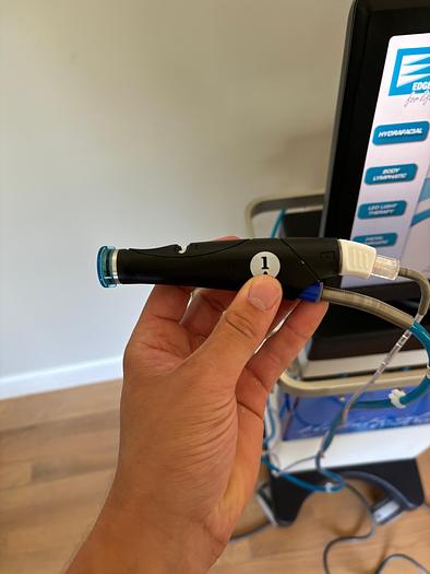 Used Edge Systems Hydrafacial MD ~ Black Handpiece ~ 2 Red 2 Blue LED ~ Warranty ~