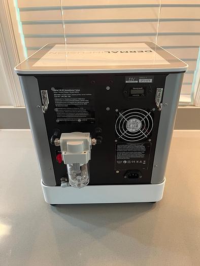 Used Envy Medical / Allergan SilkPeel MDSP3, Dermalinfusion System DiamondGlow, 8.6 Hours,  Hard carrying case
