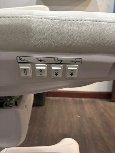 Used SkinAct Electric Beauty Bed ~ Fully Operational ~