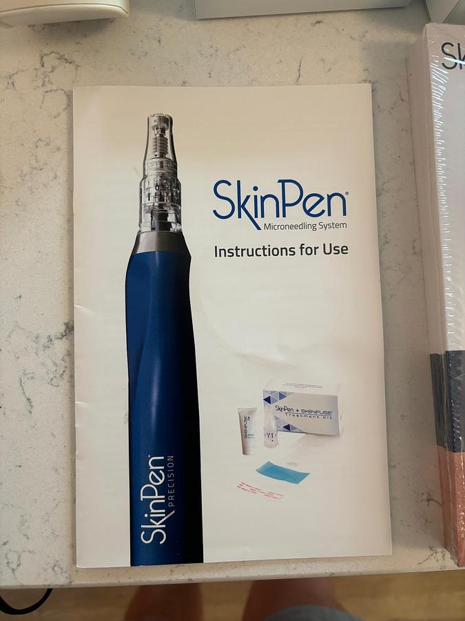 Used SkinPen + SkinFuse Skin Precisison Pen ~ w/ 4 treatmwnt kits, manual, treatment brochures ~
