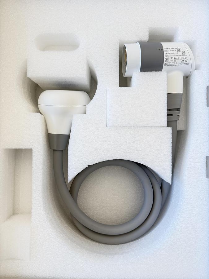 Used 2023 Zeltiq Aesthetics CoolSculpting Elite with 7 Applicators
