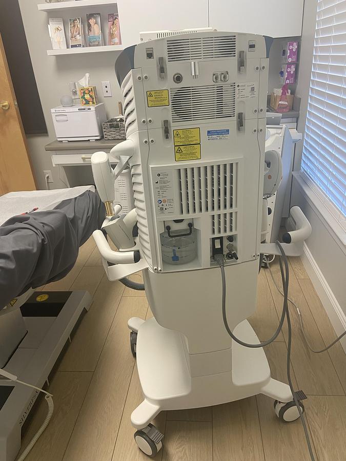 Used 2020 Lumenis M22 w/ ResurFX ~ Warranty ~ Low use ~