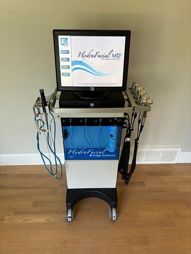 Used Edge Systems Hydrafacial MD ~ Black Handpiece ~ 2 Red 2 Blue LED ~ Warranty ~