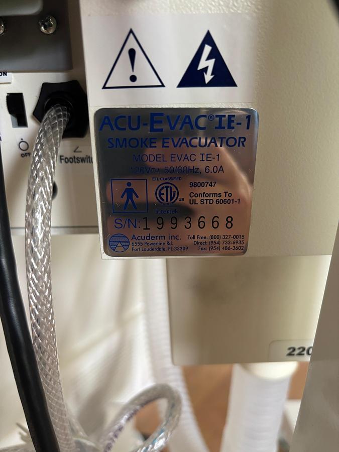 Used Acuderm Acu-Evac IE Surgical Smoke e-vac W/ Cart