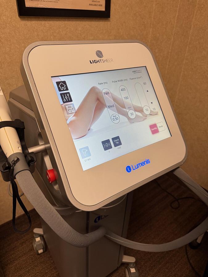 Used 2020 Lumenis Quattro with XC 805 and ET Hand Pieces, Hair removal, Pigmented Lesions, Vascular lesions