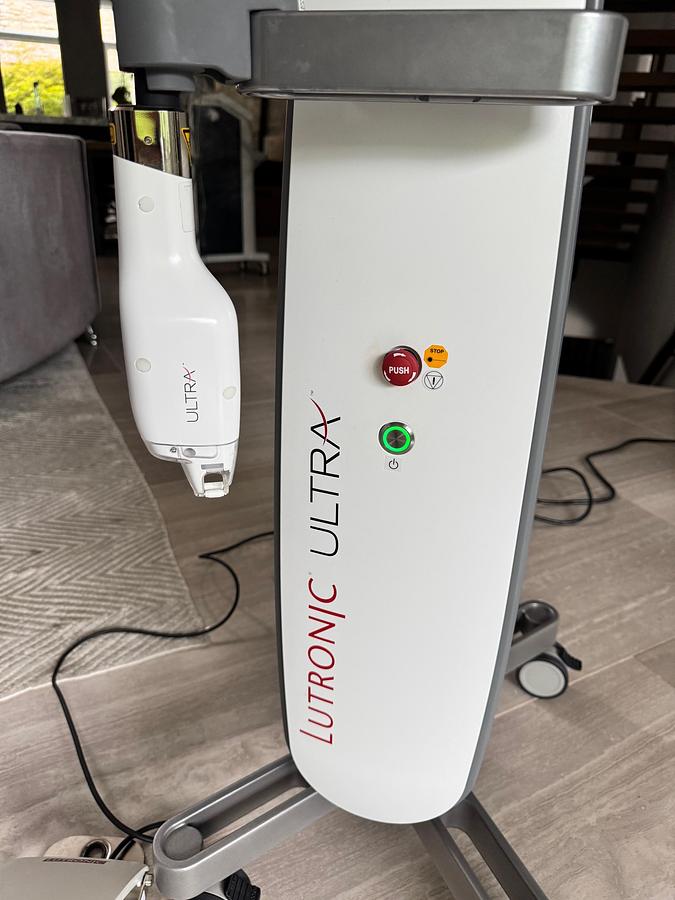 Used 2022 Lutronic LaseMD Ultra Thulium 1927 nm Laser