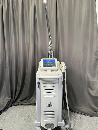 Used 2018 Sciton Joule 7 w/ Halo, BBL w/ ST II, 2940 MLP, Profactional XC