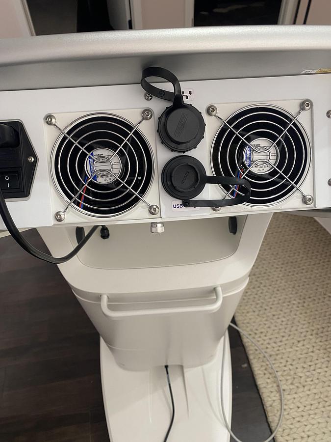 Used 2022 Lumenis NuEra Tight