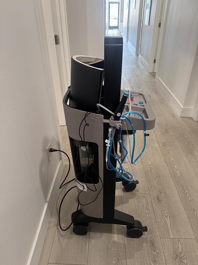 Used 2022 Hydrafacial Syndeo
